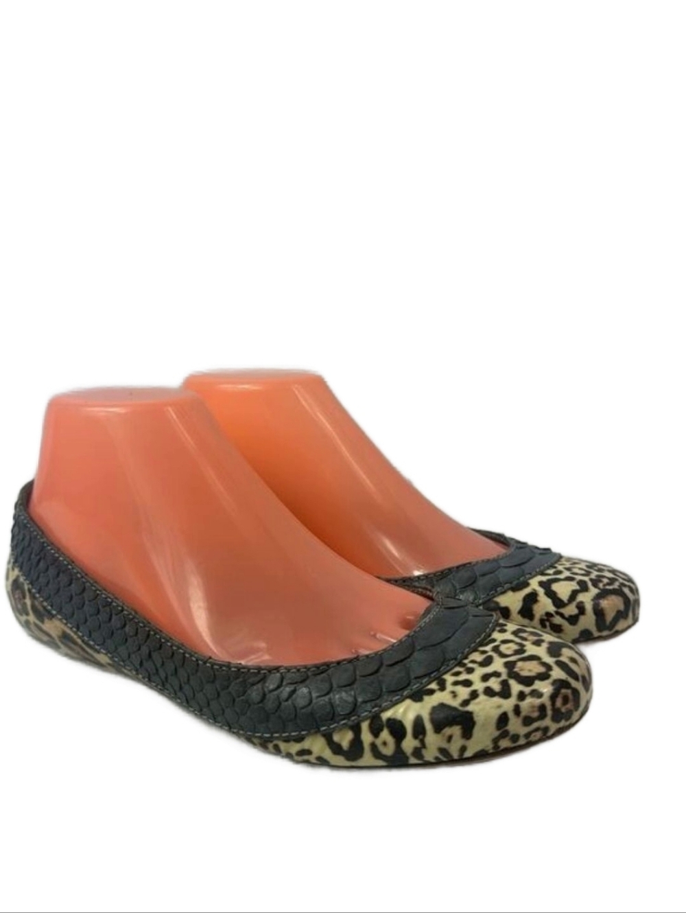 Devi Kroell Leather Flat Women's Shoes